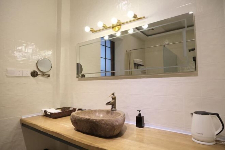 Bathroom 4, L.A.B. Hot Spring Guesthouse, Tangshan, Nanjing, Nanjing