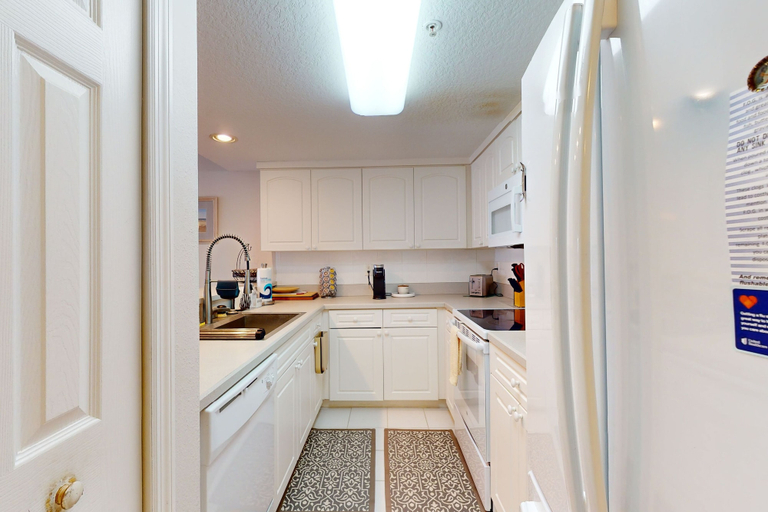 Interior 5, Oceanwalk 1-405, Volusia