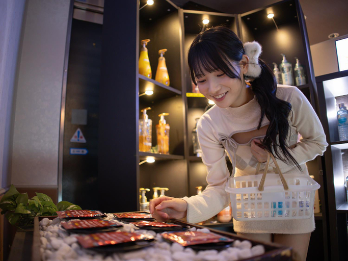 Food & Drinks 4, Hotel Metro (Adult Only), Yokohama