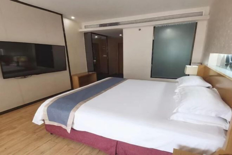 Bedroom 2, Huangqiao Hotel, Garzê Tibetan