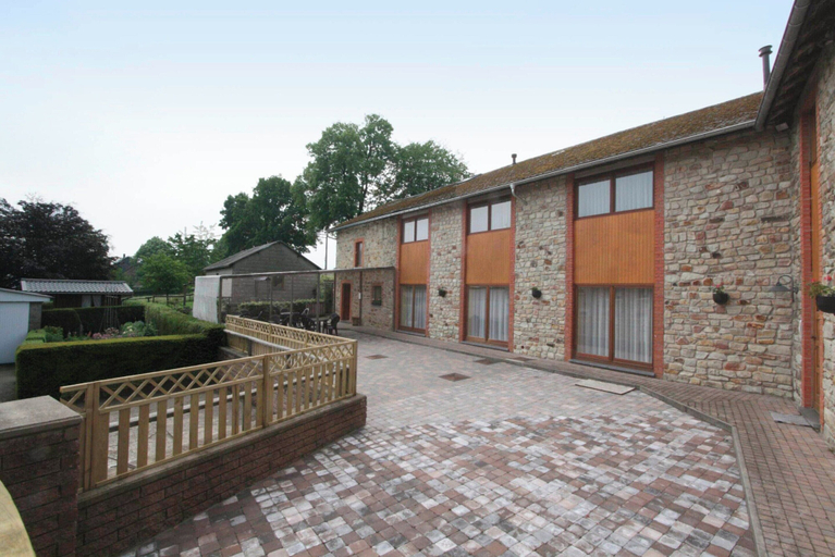 Exterior & Views 2, Spacious Stay With Terrace, Liège