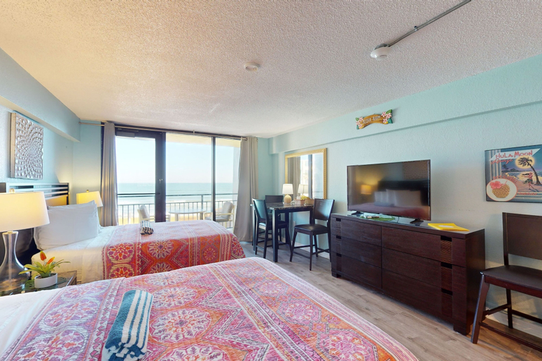 Interior 5, Hawaiian Inn 322, Volusia