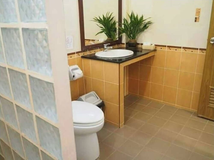 Bathroom 3, Koh Chang Bailan Beach Resort, Koh Chang