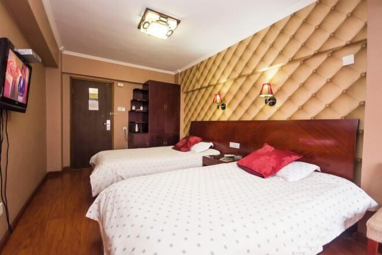 Bedroom 3, Jincheng Hotel, Zhoushan