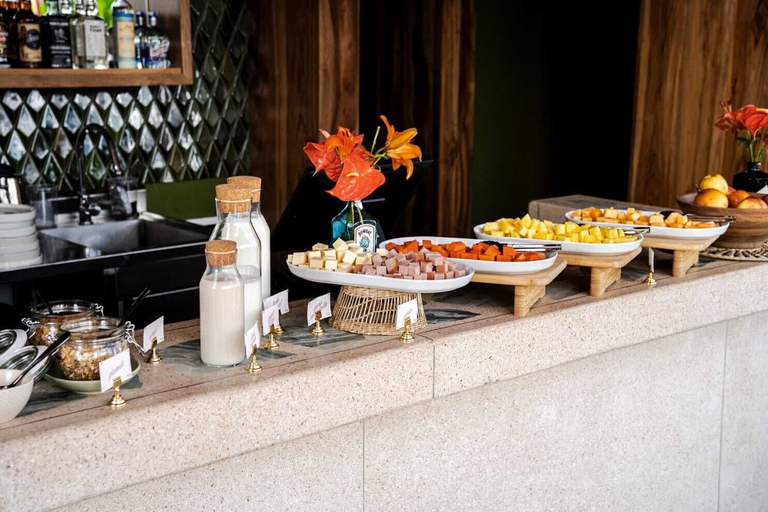 Food & Drinks 5, Urbit Social Lofts, Medellín