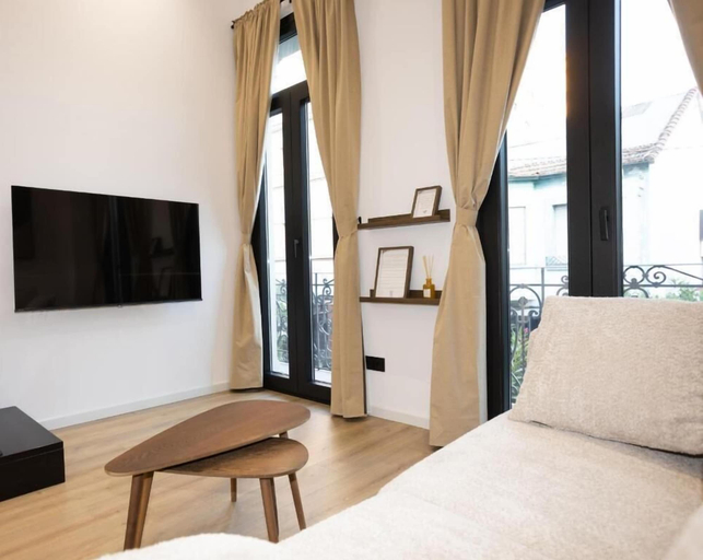 Living area 2, Dorian Suites, Lugo