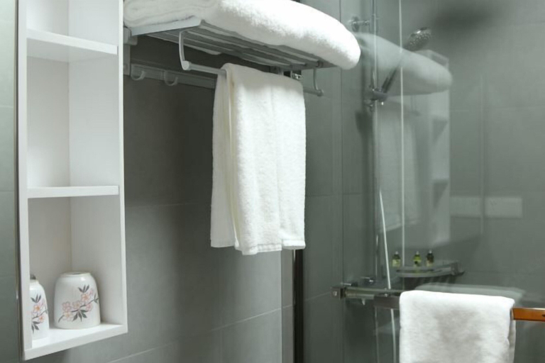 Bathroom 3, Shushan Lanting Boutique Hostel, Suzhou