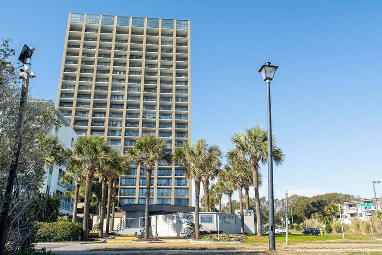 Interior 4, Ocean Forest 1401, Horry