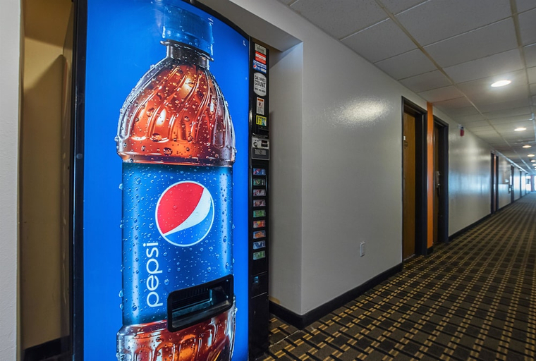 Food & Drinks 5, Motel6 Marshalltown, IA, Marshall