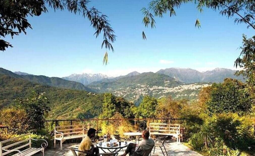 Outdoor dining 2, Bamboo Retreat Hotel, East Sikkim