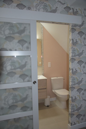 Bathroom 5, Les chambres d'hôtes du Vert Galant, Nord