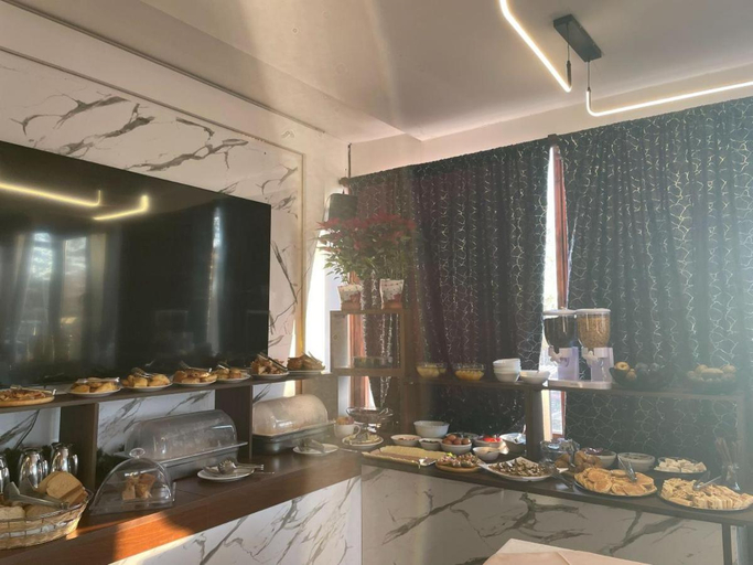 Food & Drinks 4, THE ROOMS, Central Macedonia