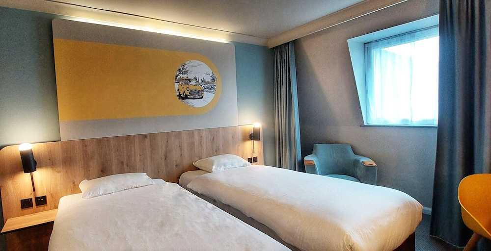 Others 3, B&B Hotel London Heathrow, Slough