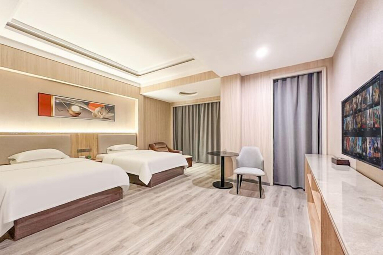 Bedroom 3, Kai Hua Hotel, Wuzhou