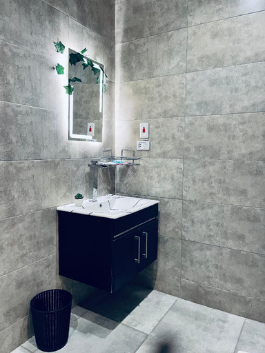 Bathroom 2, Holy pyramid hotel, Al-Ahram