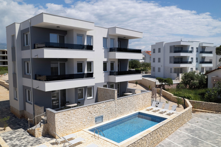 Exterior & Views 2, Meridian Pool Residences, Novalja