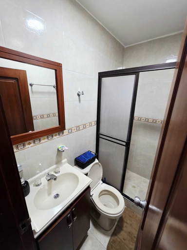 Bathroom, EcoPrados Limonar, Santiago de Cali