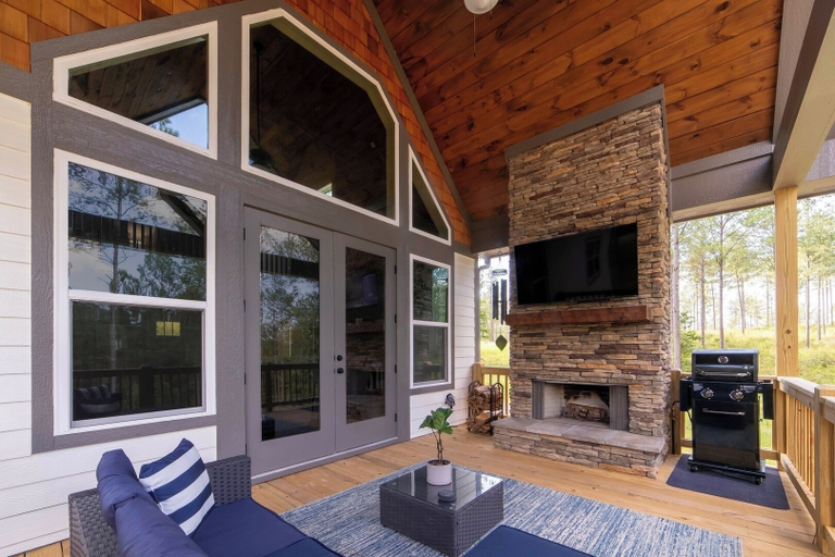 Floor plan 5, Cozy Mountain Cabin Hot Tub & Fire Pit, Gilmer