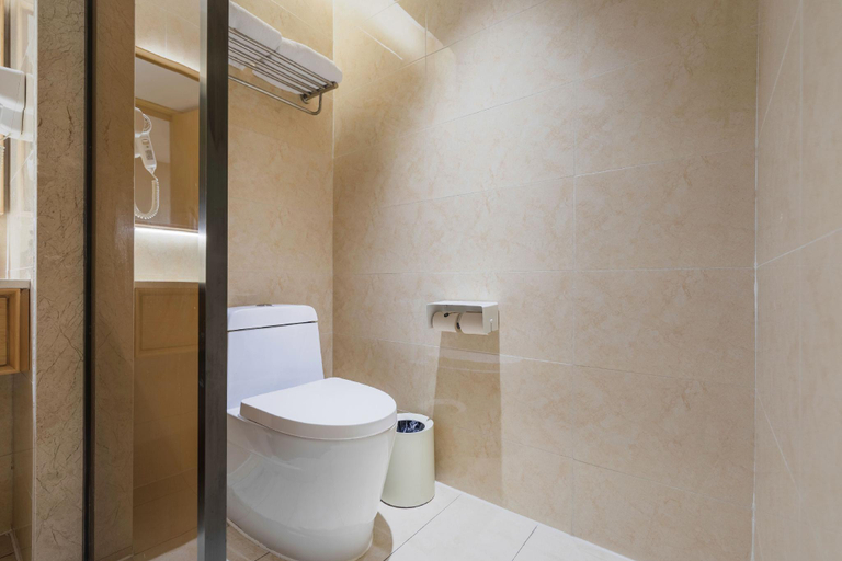 Bathroom 3, Ji Hotel Linyi Yimeng Road, Linyi