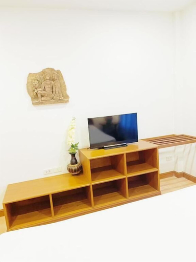 Room 4, The Rinra Kamala Hut, Phuket Island