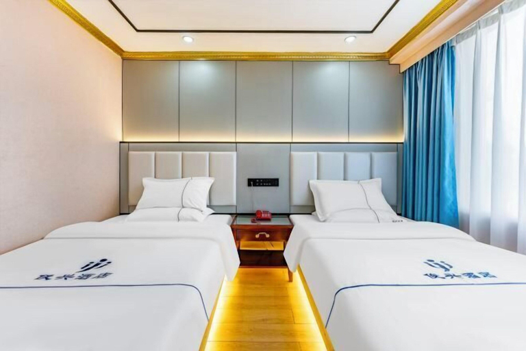 Bedroom 3, Junxing hotel, Qingyuan