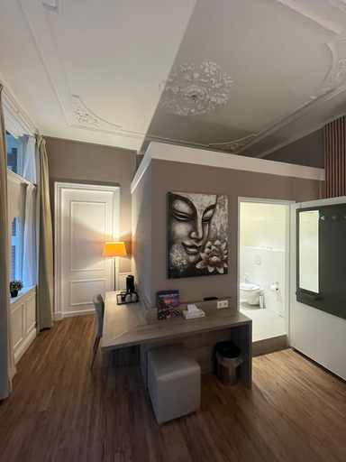 Others 5, Andante Hotel, The Hague