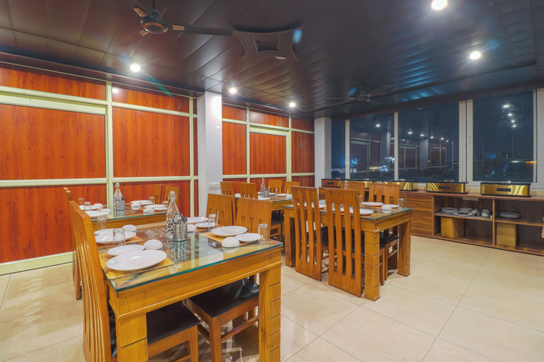 Dining 4, Saalak Lite By Divine Dev Darshan, Garhwal