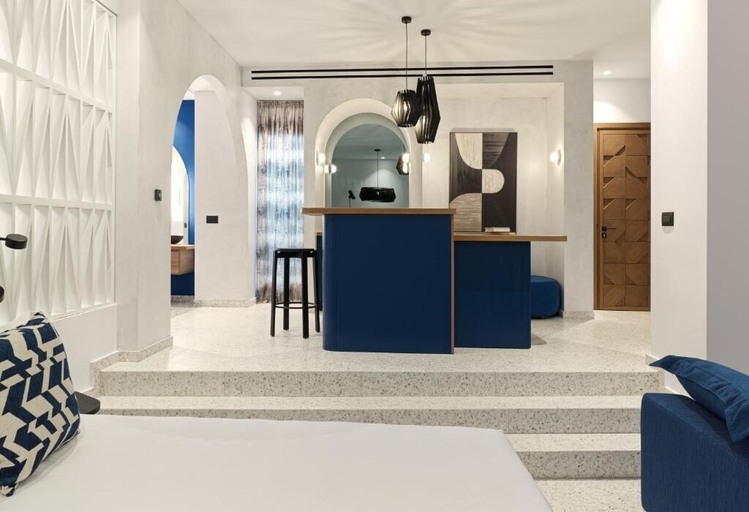 Room 4, LYO II Boutique Suites Mykonos, South Aegean