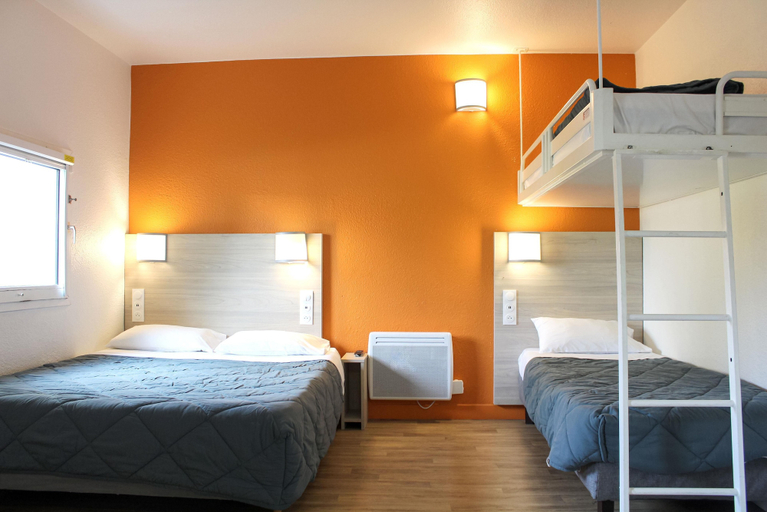 Bedroom 4, Premiere Classe Plaisir - Gatines, Yvelines