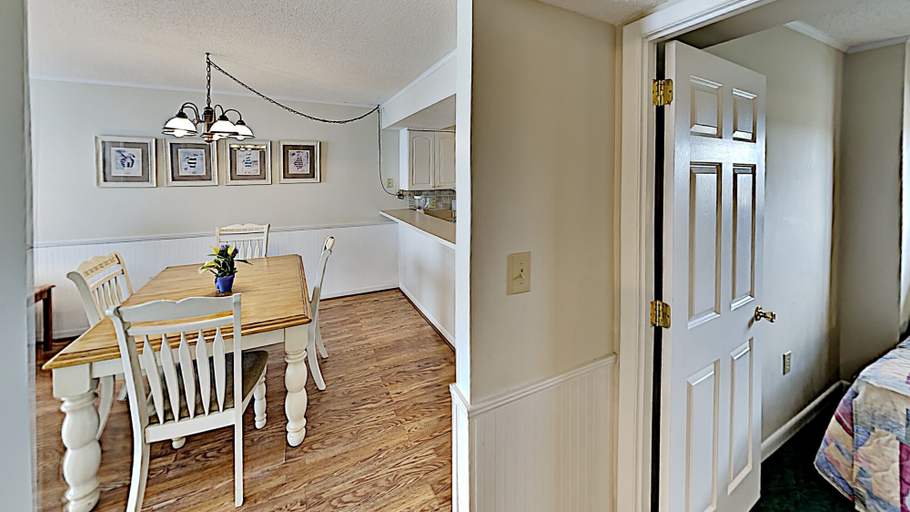 Interior 4, Sands Beach Club 1022, Horry