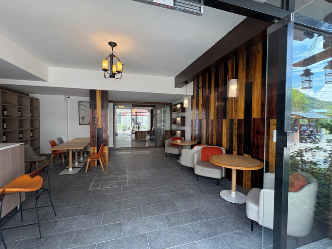 Food & Drinks 4, Castle peak yard Inn Guilin, Guilin