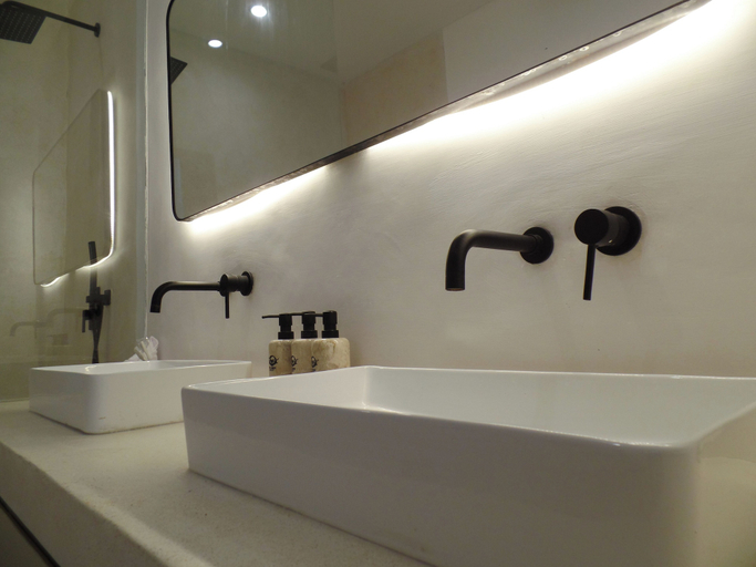 Bathroom sink 2, The Siren Resort, Klungkung