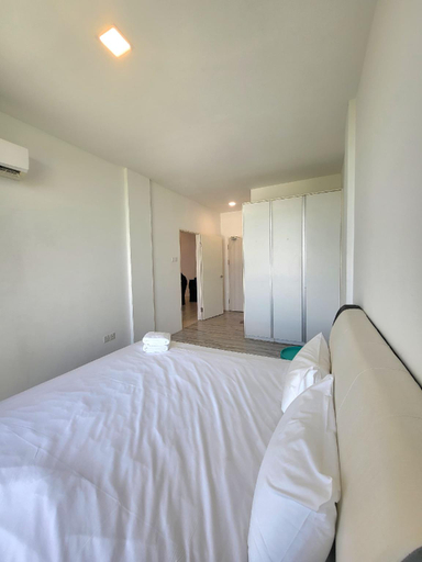 Bedroom 2, Zen66@Roxy Serviced Apartment, Kuching