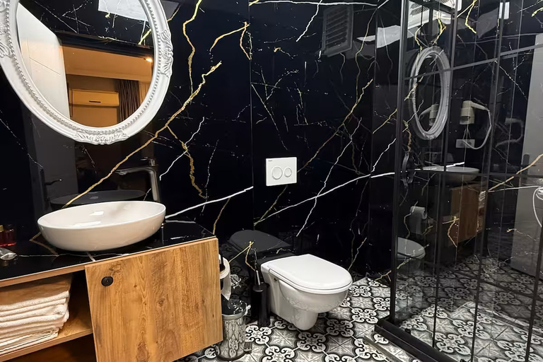 Bathroom 5, Hotel Mara İstanbul , Beyoğlu