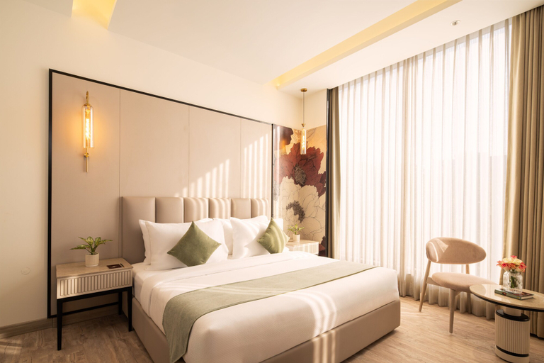 Room 5, Foxtrail Sector 60- AM Hotel Kollection, Gurgaon