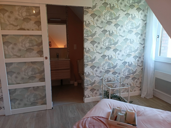 Bedroom 4, Les chambres d'hôtes du Vert Galant, Nord