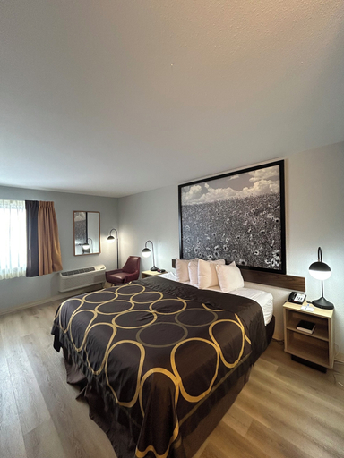 Bedroom 3, Super 8 by Wyndham Sterling CO, Logan
