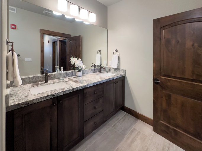 Interior 3, Ideal Condo 2 Minute Drive to Deer Valley's Lift, Wasatch