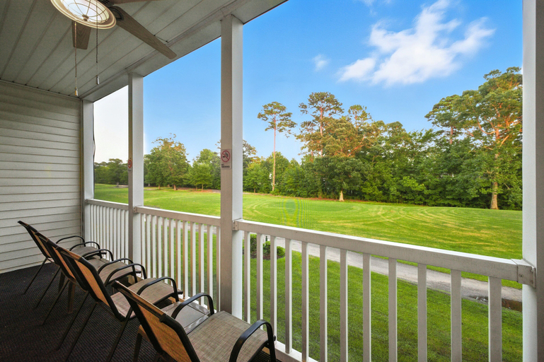 Primary image, River Oaks 55E, Horry