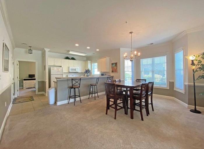 Others 5, Magnolia Pointe Luster Leaf 4847-101, Horry