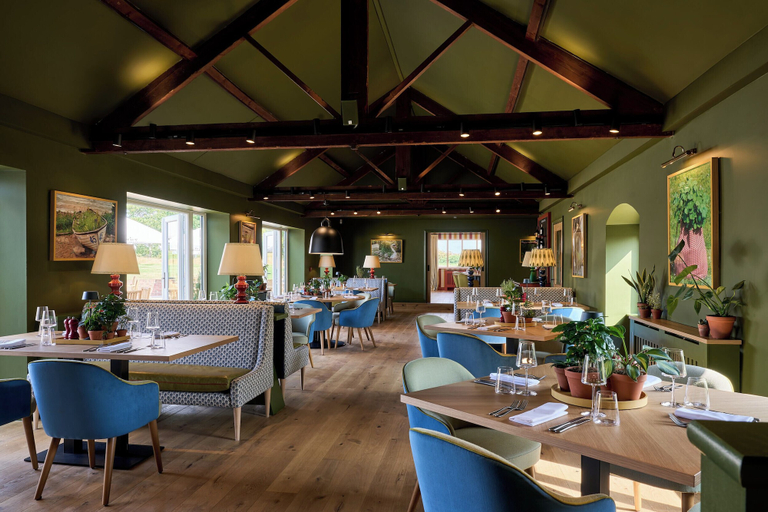 Food & Drinks 4, Mad Swans in the Mendips – Near Bath, Somerset