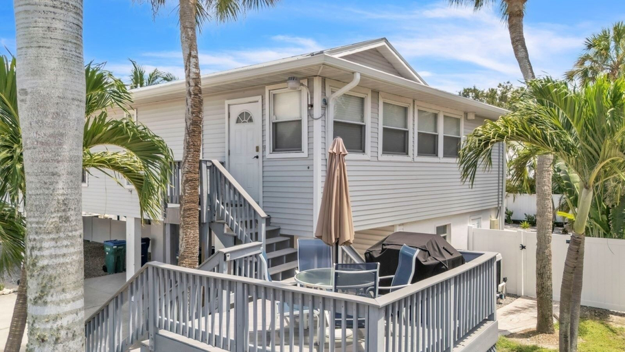 Exterior & Views 2, 1 Step Closer 2 Bedroom Villa by RedAwning, Manatee