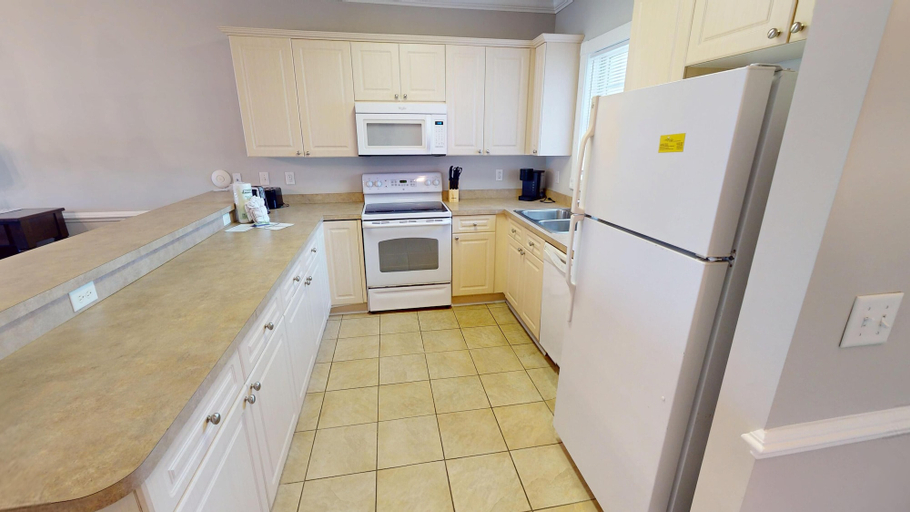 Interior 2, Magnolia Pointe Luster Leaf 4879-303, Horry