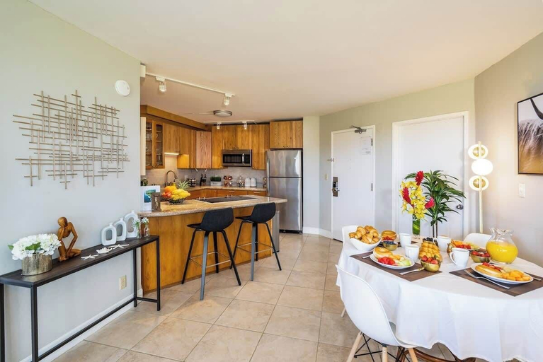 Interior 3, Oceanview Retreat Walk to Beach & Restaurants, Maui