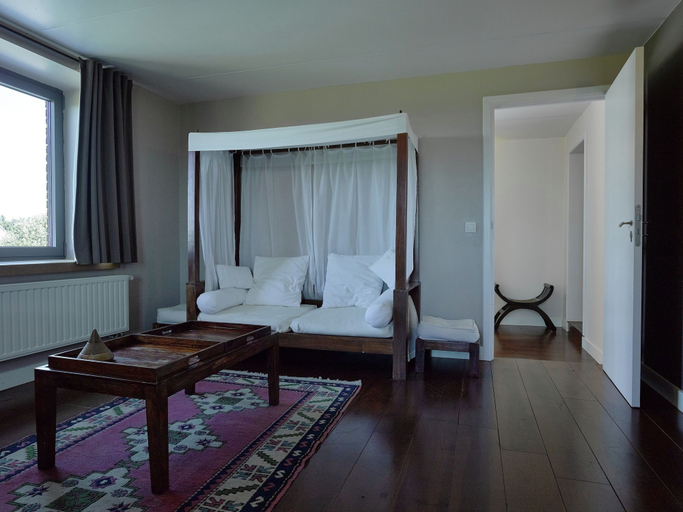 Others 5, Lavish Castle in Thimister With Turkish Steambath, Sauna, Liège