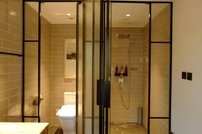 Bathroom 4, Manxin Hotel Beijing Qianmen Counrtyard Dwelling, Beijing
