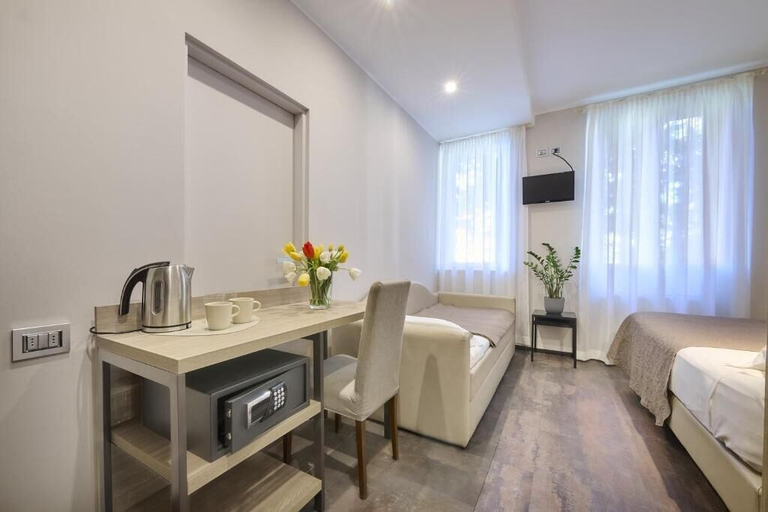 Room 2, Hotel Don Ferrante, Como