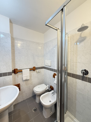 Bathroom, Miravalle Supersport Hotel, Udine