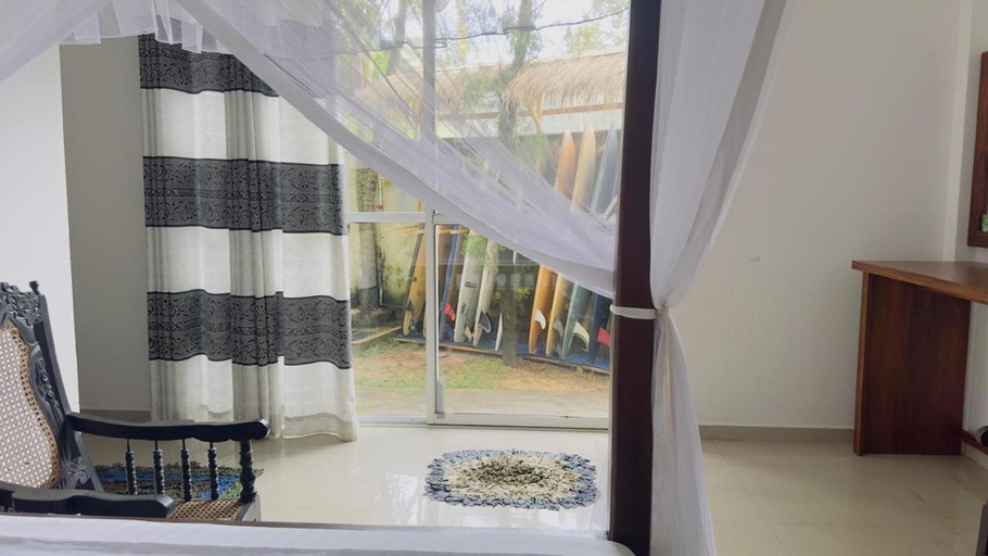 Bedroom 2, The Point Mirissa, Weligama