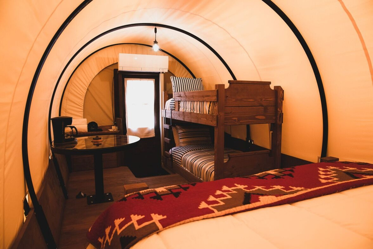 Room 2, Amarillo by Morning, Potter